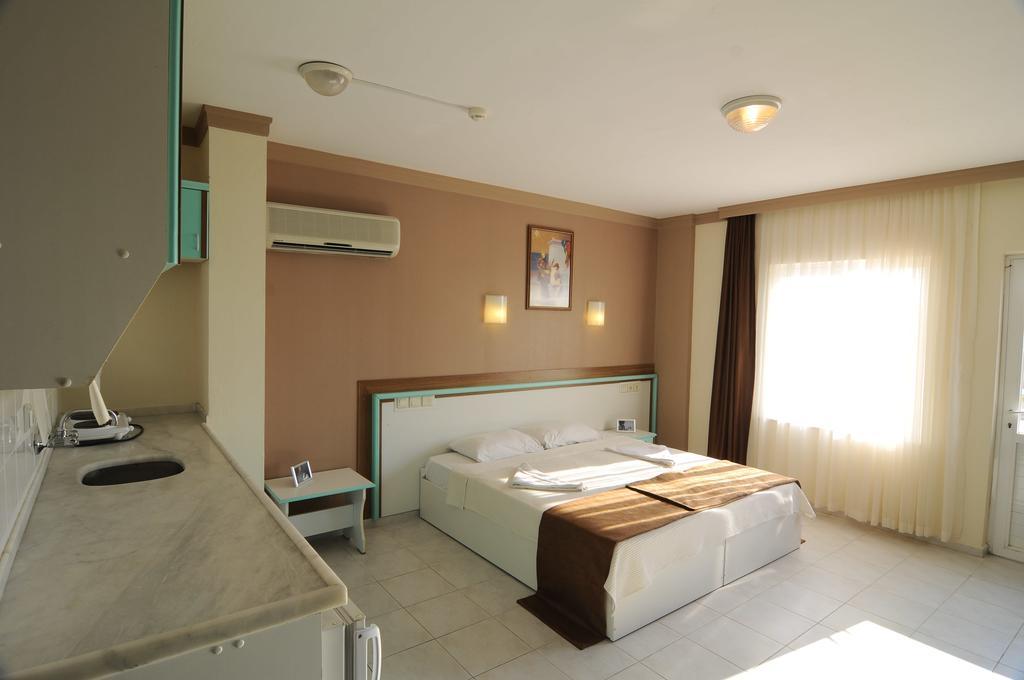 Altinbas Apart Hotel Kusadası Esterno foto