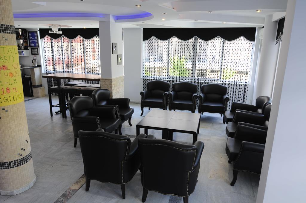 Altinbas Apart Hotel Kusadası Esterno foto