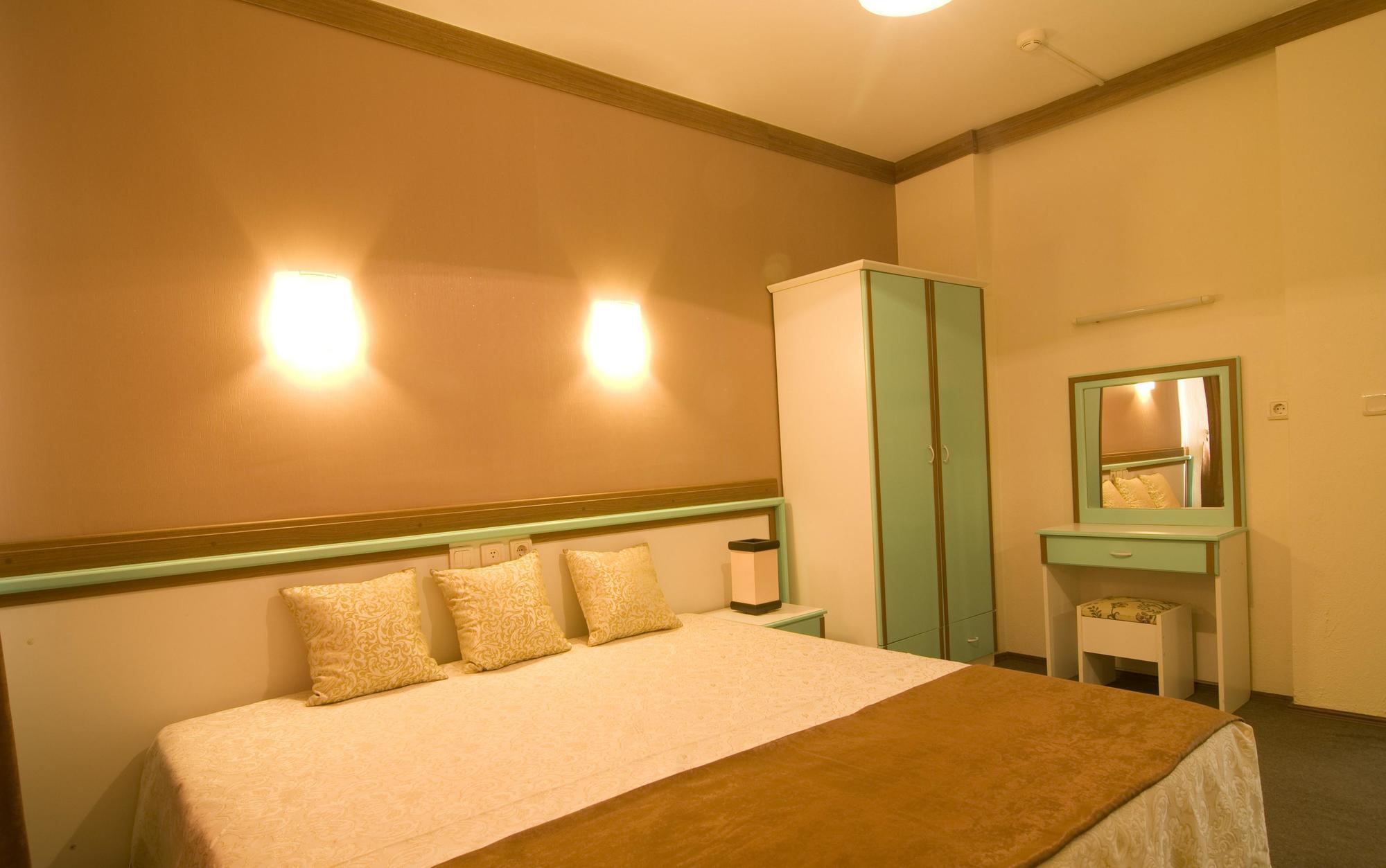 Altinbas Apart Hotel Kusadası Esterno foto